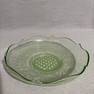 Green Depression Round Glass Decorative Centerpiece Bowl